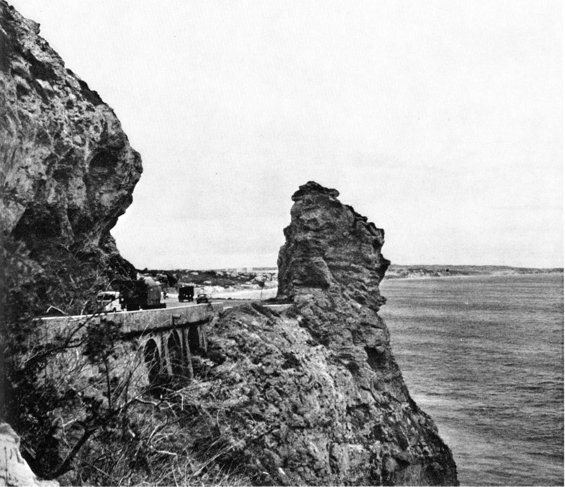CO f- 017- Rocher de la vieille.jpg